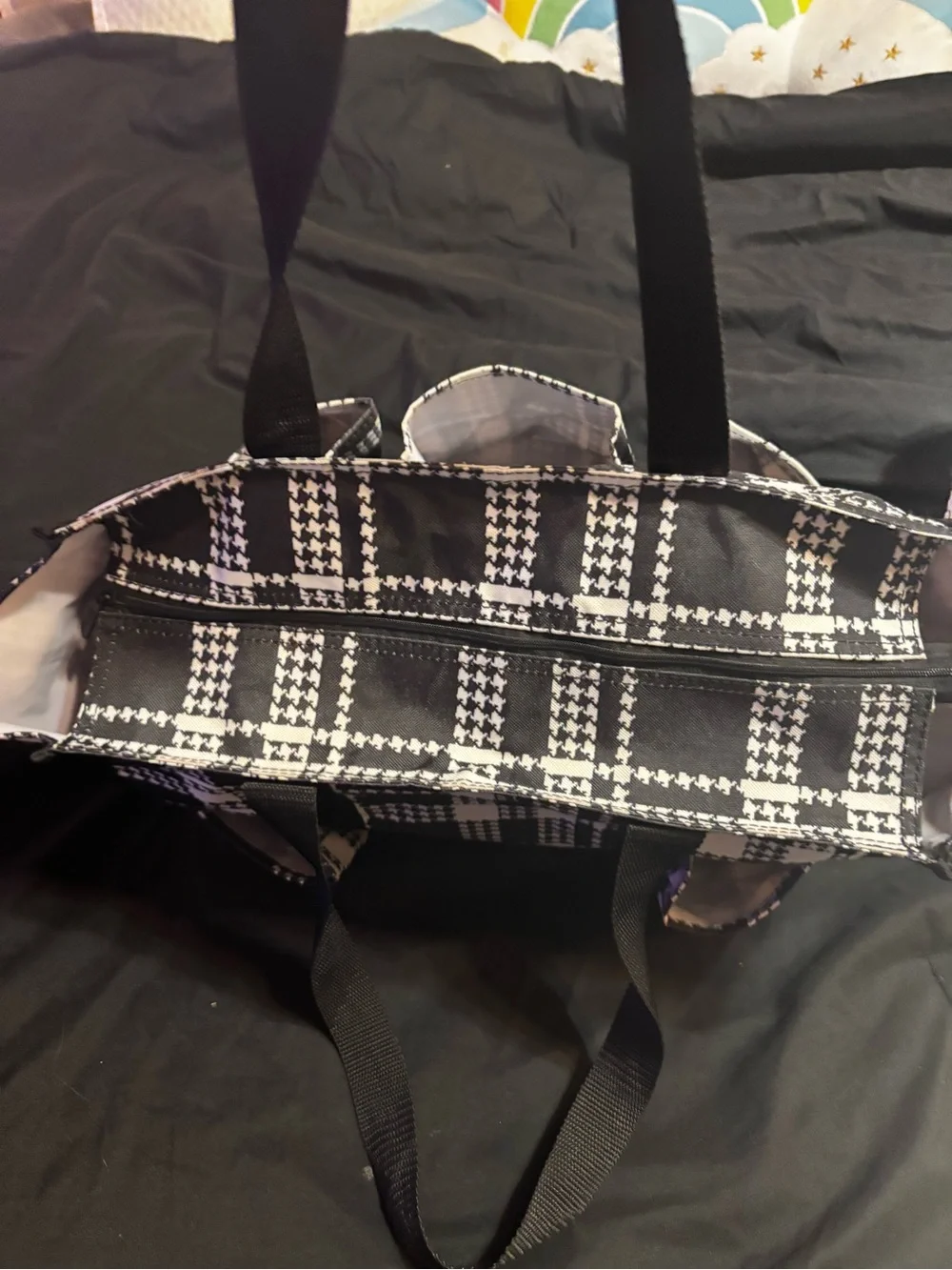 thirty-one Black and White Houndstooth Tote with Front Pockets